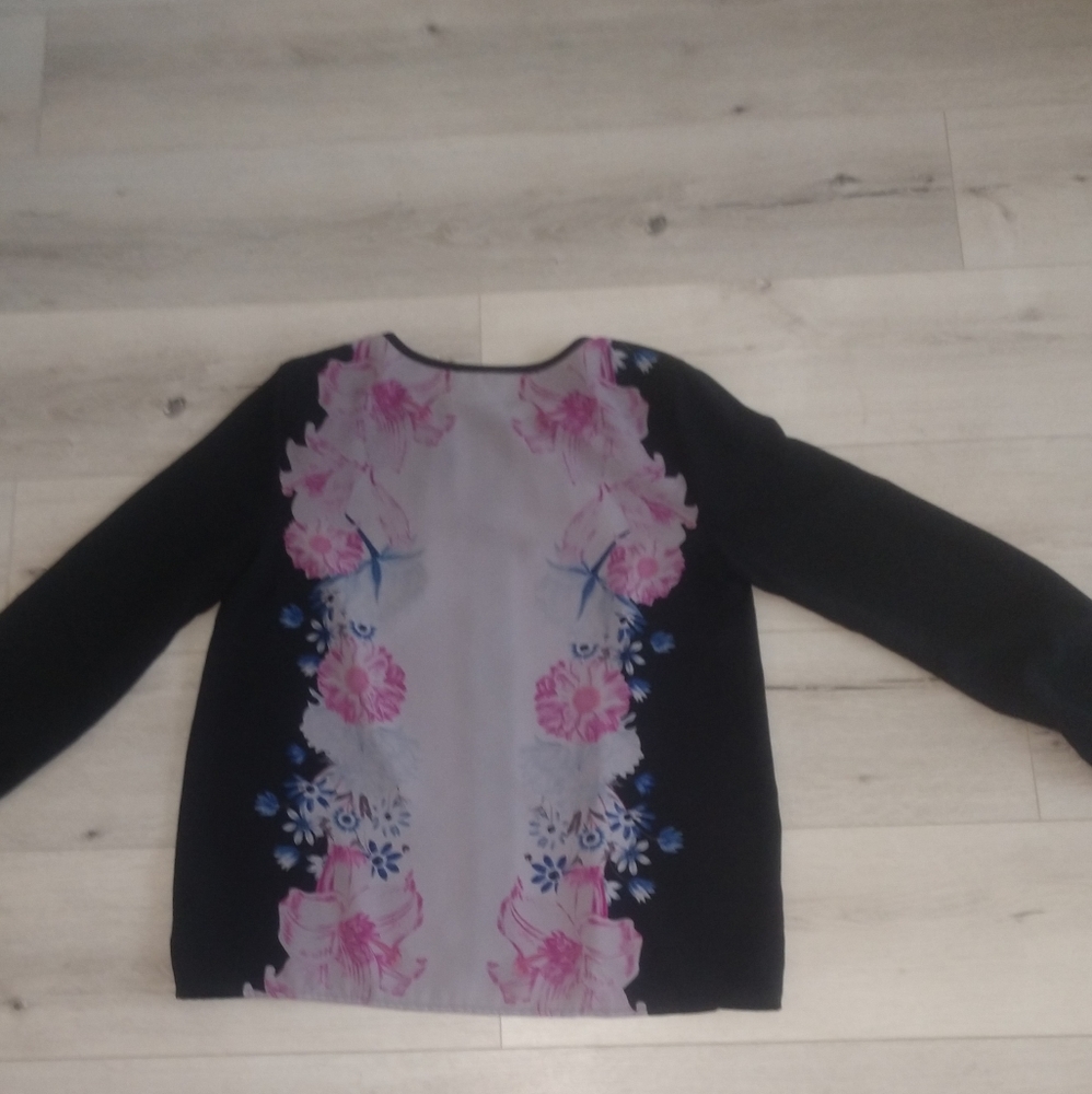 CeCe blouse